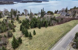 M17 L15 Battle Avenue, Castine, ME 04421