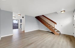 1760 W 17TH AVE, Eugene, OR 97402