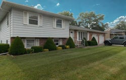 613 Dogwood Drive, Trail Creek, IN 46360