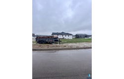 6013 W Mckinley Cir, Sioux Falls, SD 57107