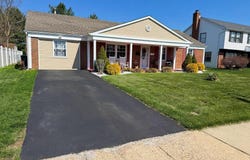146 GLENVIEW Lane, WILLINGBORO, NJ 08046