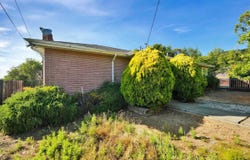 3303 Rubin Dr, Oakland, CA 94602