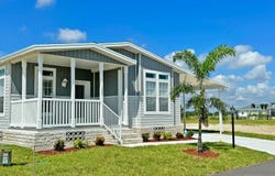 32 Marathon Dr, Sebring, FL 33870