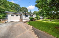 3274 Ridgecrest Road SE, Smyrna, GA 30080
