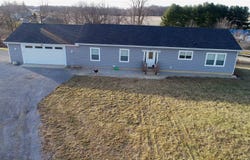 5053 S 800 W, Pleasant Lake, IN 46779