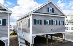 44 Railroad Ave, Salisbury, MA 01952