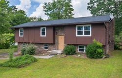 8212 Thornwood Drive, Hixson, TN 37343