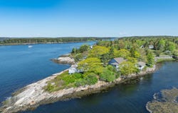 65 Shell Road, Phippsburg, ME 04562