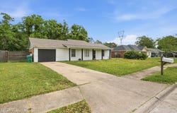 3905 Yosemite Drive, Ocean Springs, MS 39564
