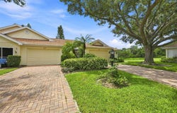 2013 FALL RIVER Court, SUN CITY CENTER, FL 33573