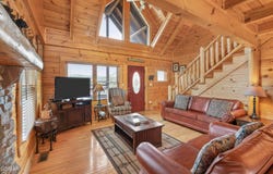 2306 Hollow Branch Way, Pigeon Forge, TN 37862
