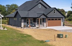 1871 LEDGEVIEW Road, DE PERE, WI 54115