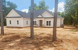 232 Tupelo Dr., Leesburg, GA 31763