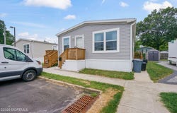 2 Justin Court, Hazlet, NJ 07730