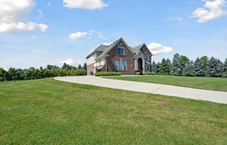 48391 sherwood Drive, Plymouth, MI 48170