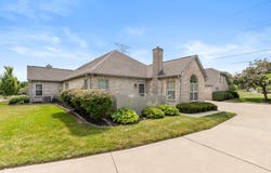 5826 Quail Run Drive, Indianapolis, IN 46237