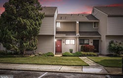13 TULIP COURT, MOUNT LAUREL, NJ 08054
