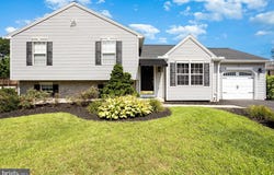 150 FARM LANE, MANCHESTER, PA 17345