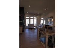 4604 NW Luna Piena Way, Riverside, MO 64150