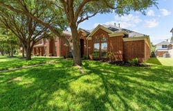 12427 Red Hawk Drive, Frisco, TX 75033