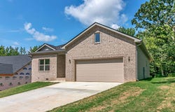 96 Mockingbird, PARIS, TN 38242
