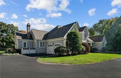 50 Kenyon Avenue, East Greenwich, RI 02818