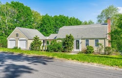 6 Crestview Dr, Westborough, MA 01581