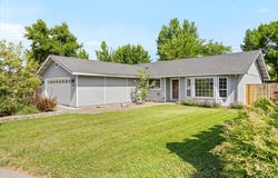 3073 Ruby Drive, Medford, OR 97504