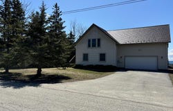 198 Graham Avenue, St. Ignace, MI 49781