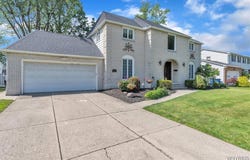 65 Autumnview Road, Amherst, NY 14221