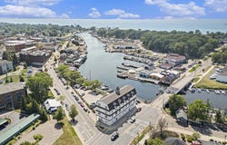 532 Dyckman Avenue, South Haven, MI 49090