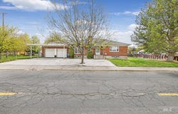 390 Maurice Street North , Twin Falls, Twin Falls, ID 83301