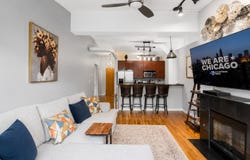 1033 W 14th Place, Chicago, IL 60608