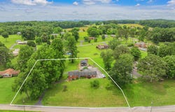 702 Circle Drive, Loudon, TN 37774