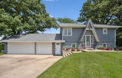 1265 Badger Avenue, Plainfield, IA 50666