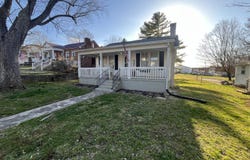 1907 Eastview Ave, Jefferson City, TN 37760