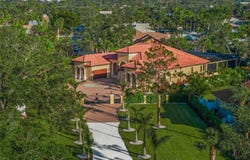 2340 BAYSHORE ROAD, NOKOMIS, FL 34275