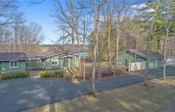 3158 W Lake Rd, Cazenovia, NY 13035