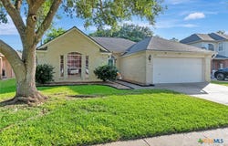 705 Ashland Creek, Victoria, TX 77901