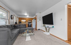 2415 N LOCUST Street, APPLETON, WI 54914-2137