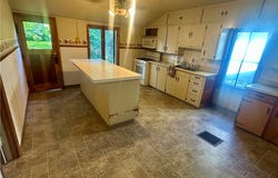 14 Maple Avenue, Leroy, NY 14482