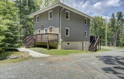 104 Farm Avenue, Tafton, PA 18464