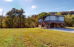 636 River Breeze Drive, Burkesville, KY 42717