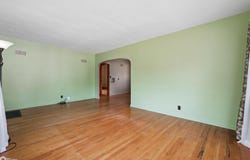 805 E Anson Street, Marshalltown, IA 50158