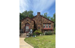 1621 S Main Street, Carthage, MO 64836