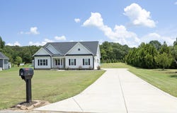 130 Crownview Lane, Dunn, NC 28334