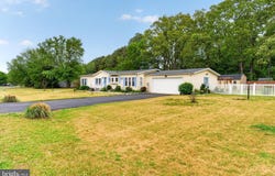 114 E HOLLY Drive, LINCOLN, DE 19960