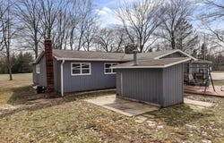 6561 E 34 1/2 Road, Cadillac, MI 49601