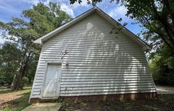 1304 McCormick, Greenwood, SC 29646