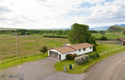 28 W Grannis, Livingston, MT 59047